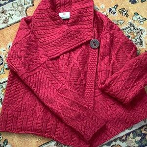CARRAIGDONN IRISH WOOL SWEATER EUC W SMALL